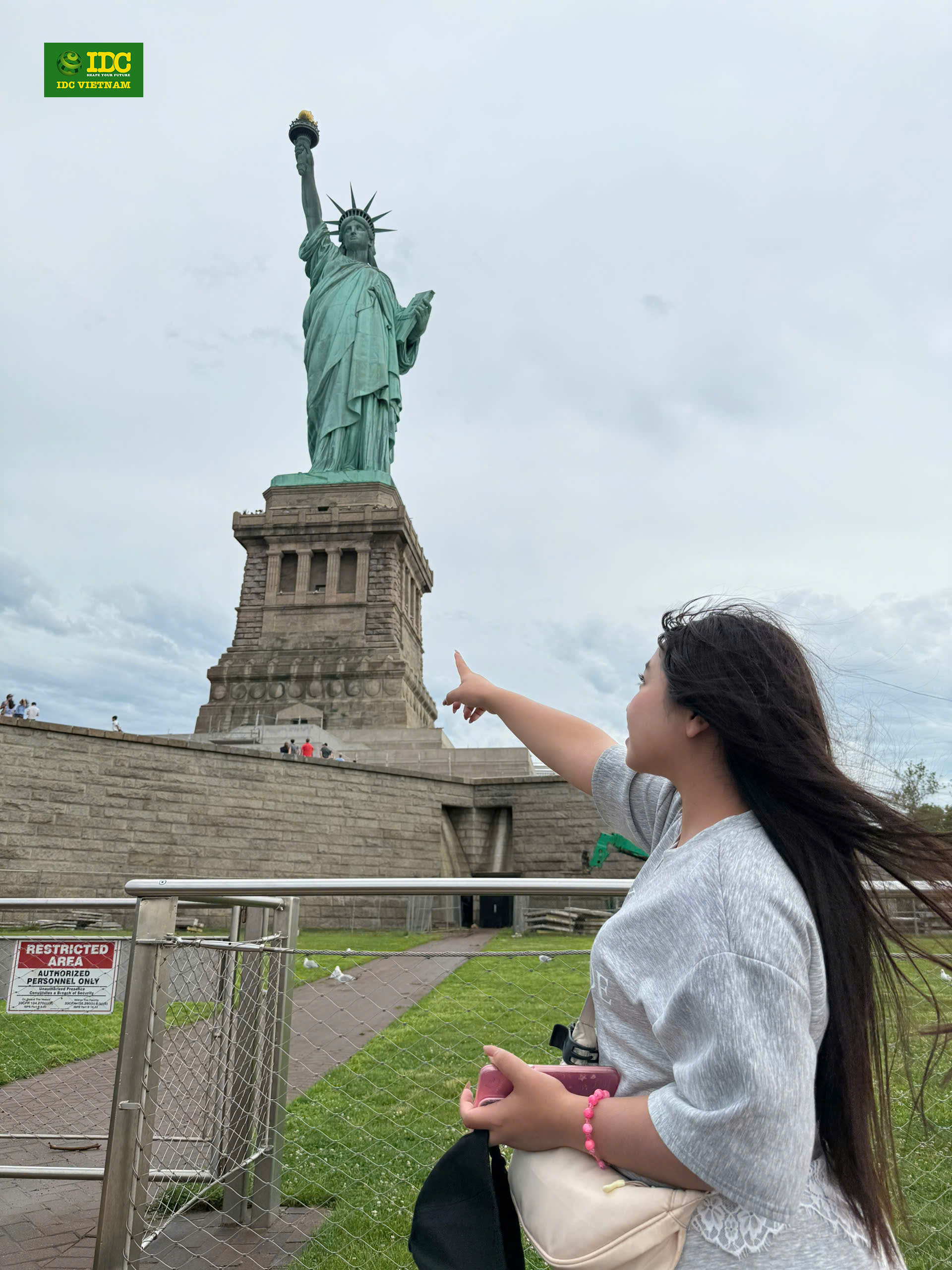 SUMMER CAMP IDC – TỪ THỦ ĐÔ WASHINGTON ĐẾN ÁNH ĐÈN RỰC RỠ NEW YORK 27 z6732548775288 2182eaa1cb0868e452eb7806044291c2